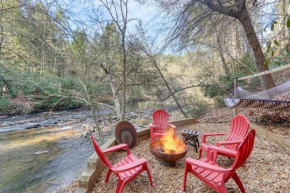 Waterfront Cabin with Beautiful River View and Hot Tub